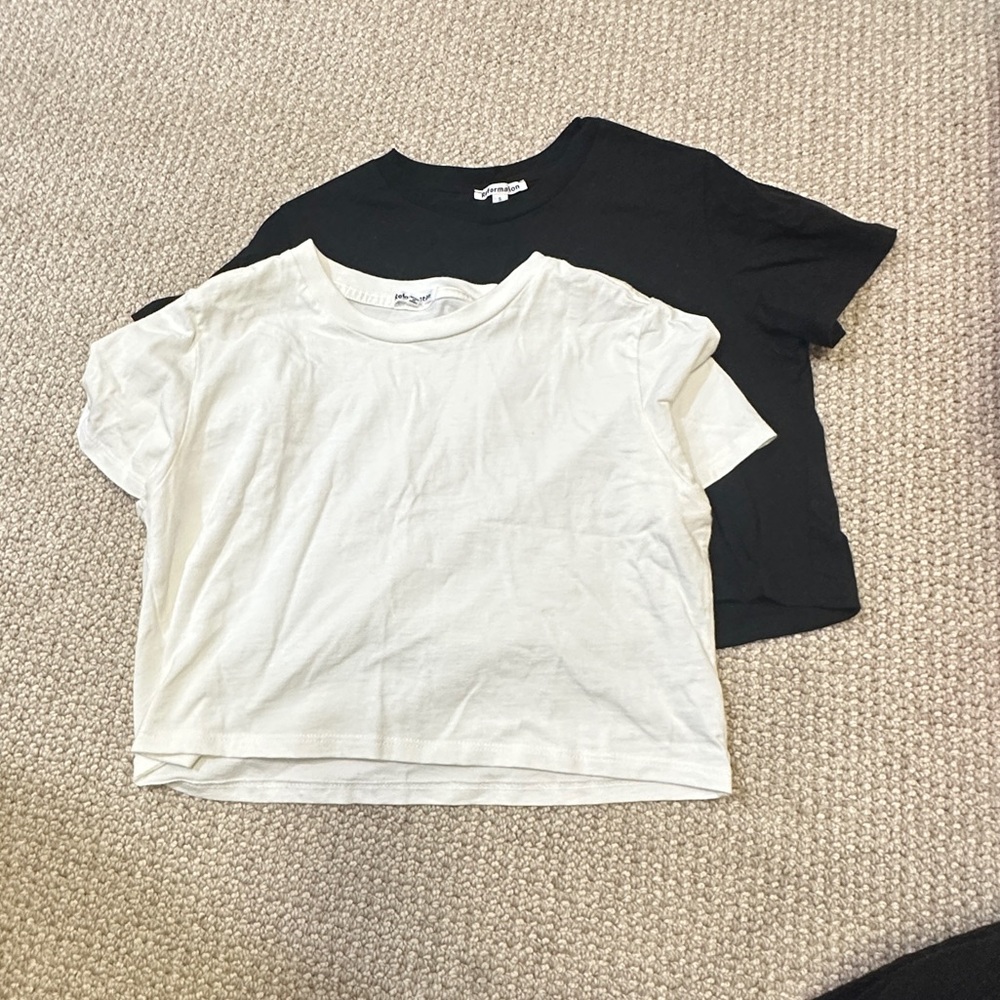 Reformation cropped classic crew t - small in black and white